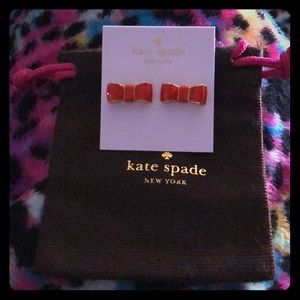 KATE SPADE “BOWS LINED IN 14K GOLD” STUDS